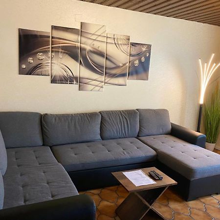 Apartments Rhona III Und IV Neunkirchen City Εξωτερικό φωτογραφία