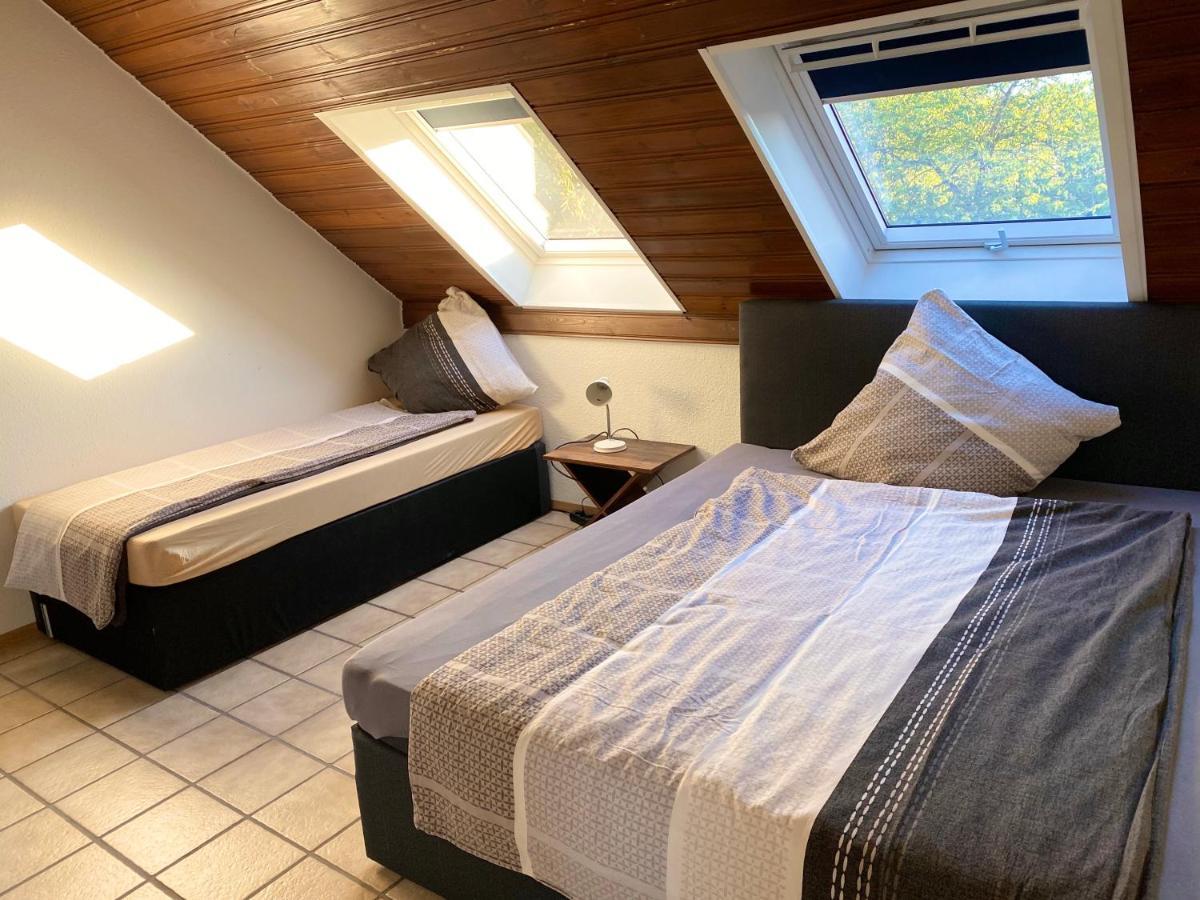 Apartments Rhona III Und IV Neunkirchen City Εξωτερικό φωτογραφία